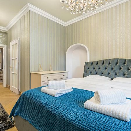 Krone Apartment Brasov Ngoại thất bức ảnh
