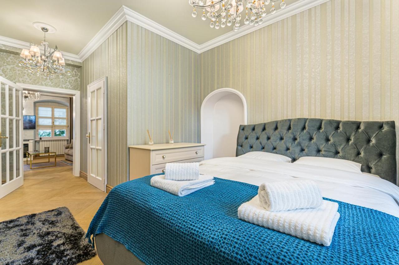 Krone Apartment Brasov Ngoại thất bức ảnh